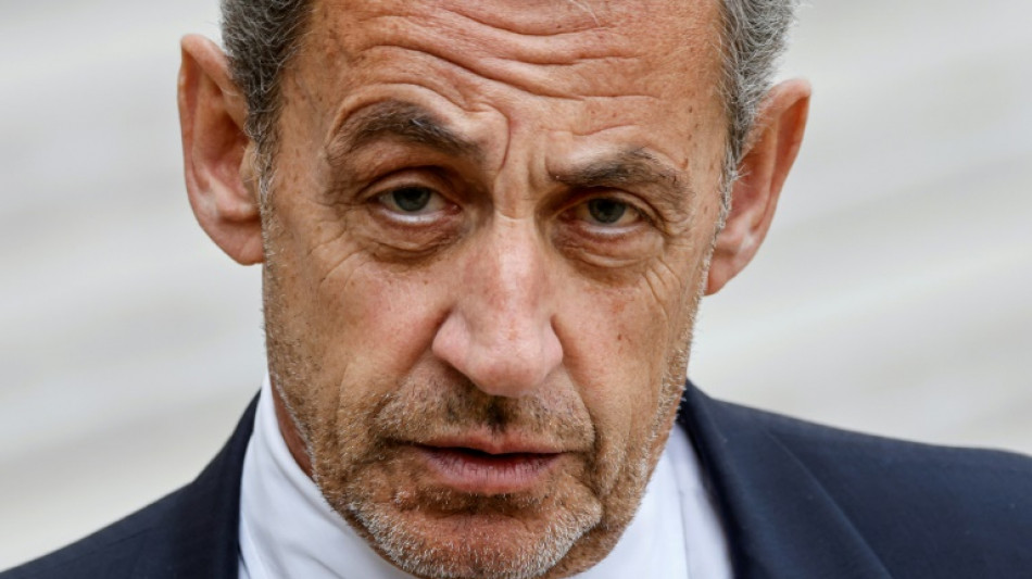 Nicolas Sarkozy condamné définitivement à un an ferme sous bracelet électronique, une première pour un ex-président