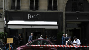 Millonario robo a mano armada de una joyería Piaget en París