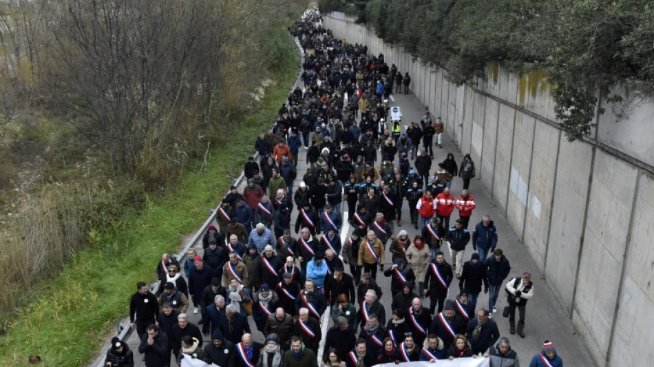 Perpignan: des centaines de manifestants contre des restrictions d'accès à l'eau