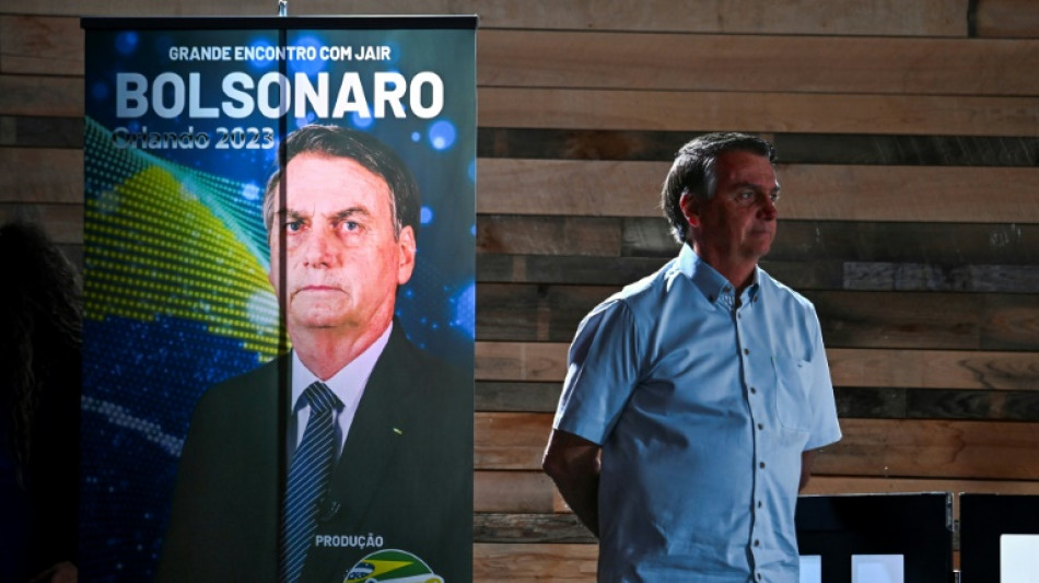 Bolsonaro promete seguir activo en la política brasileña durante un acto en Florida