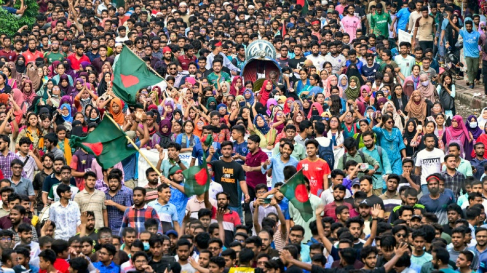 Bangladeshi protesters demand end to civil service job quotas