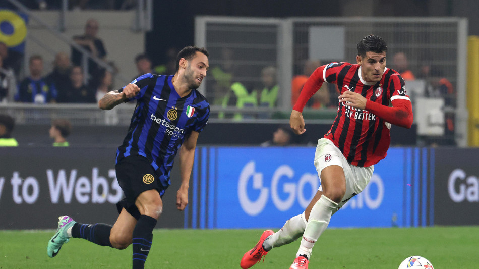 Calcio: Calhanoglu ko, a rischio per la Juve