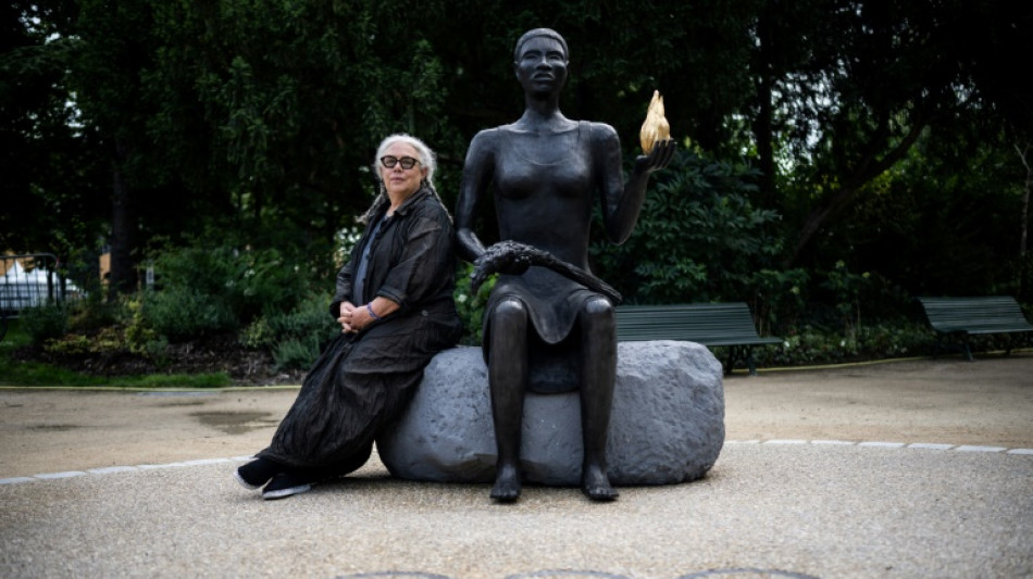 Ode au multiculturalisme, la sculpture symbole des JO dévoilée à Paris