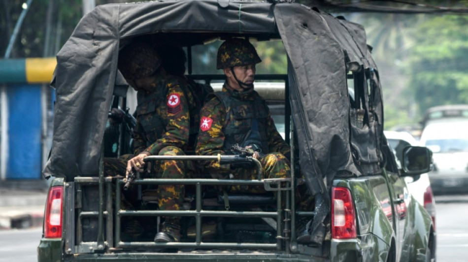 Diez civiles mueren en Birmania en bombardeo atribuido al ejército