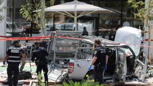 Al menos siete heridos en un ataque con auto en Tel Aviv, coincidiendo con la incursión israelí en Cisjordania