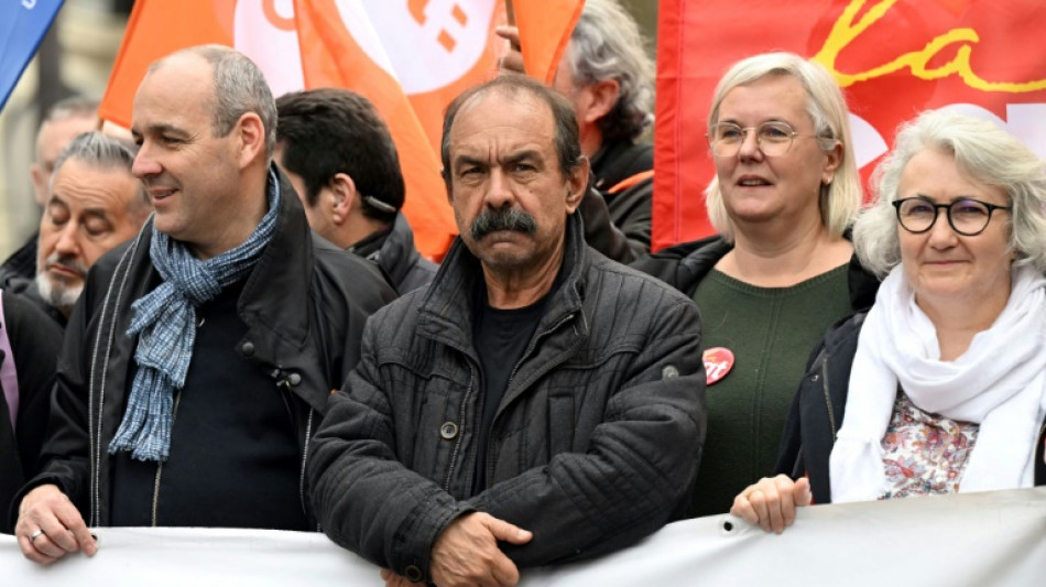 Nuevas protestas masivas en Francia en plena búsqueda de salida a crisis de las pensiones