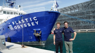 Le navire Plastic Odyssey démarre un tour du monde contre la pollution plastique