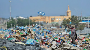 Verhandlungen in Kenia über weltweites Abkommen gegen Plastikverschmutzung begonnen