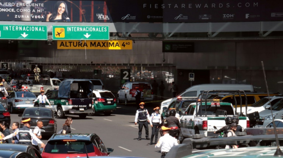 Dos policías heridos deja un tiroteo en el aeropuerto de Ciudad de México