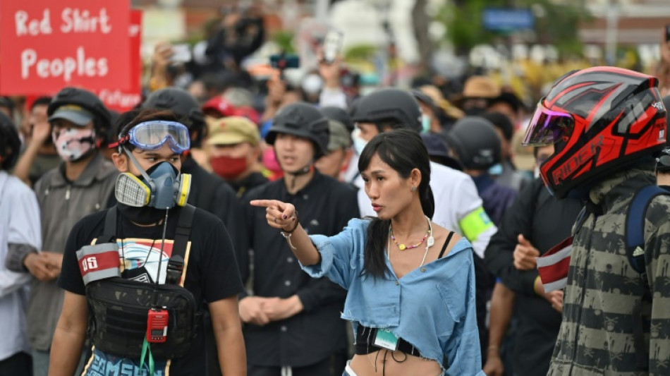 Una diputada de la oposición tailandesa, condenada a cárcel por lesa majestad