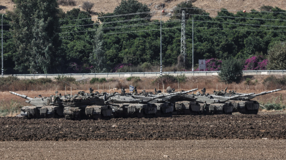 Israele schiera brigata aggiuntiva a confine Libano