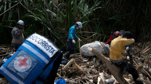 La compleja tarea de rastrear desaparecidos tras deslave en Venezuela
