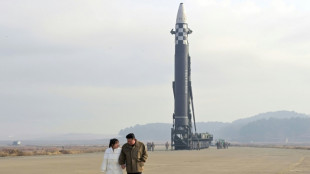 Corée du Nord: Kim dévoile sa fille au monde pour la première fois lors du test de missile