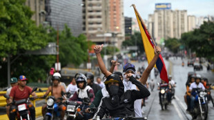 Réélection de Maduro au Venezuela: colère de la rue et scepticisme international