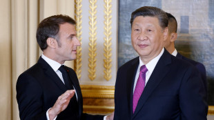 Macron a Xi, 'usi tutto il suo peso con Putin'