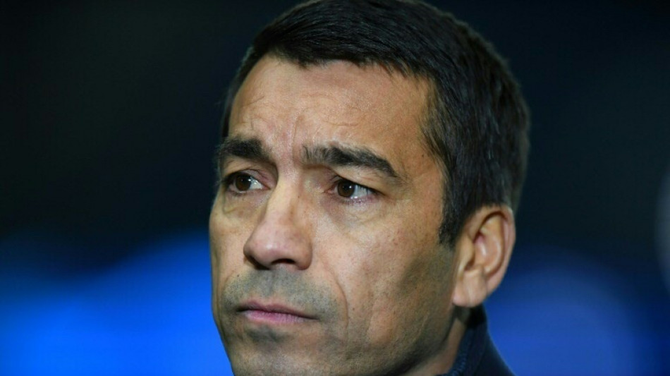 Van Bronckhorst to coach Turkish club Besiktas