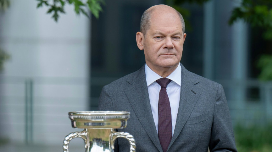 Scholz besucht DFB-Länderspiel gegen die Ukraine