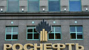 Rosneft cierra un acuerdo con una compañía en India para aumentar las entregas de petróleo ruso