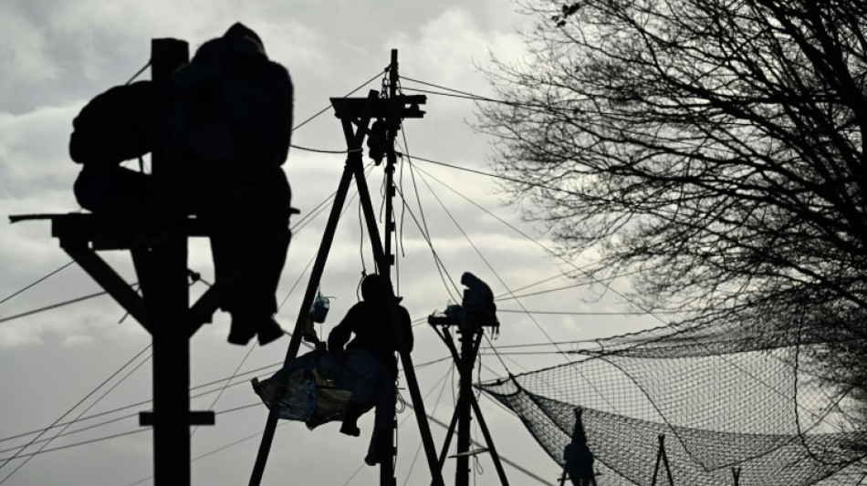 Anti-coal activists resist as German police clear protest camp