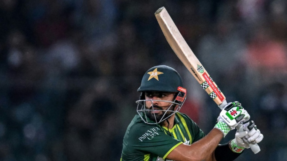 Azam and Afridi help Pakistan down New Zealand to draw T20I series