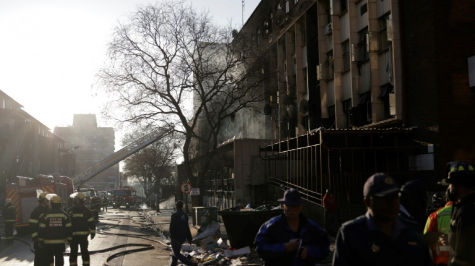 Zahl der Todesopfer nach Hausbrand in Johannesburg steigt auf 63