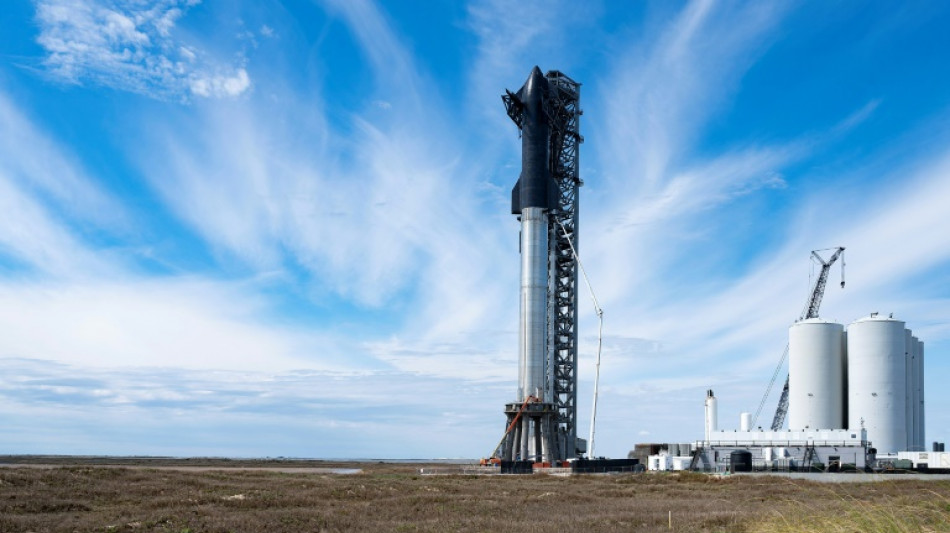 SpaceX intentará lanzar el lunes el cohete más potente de la historia