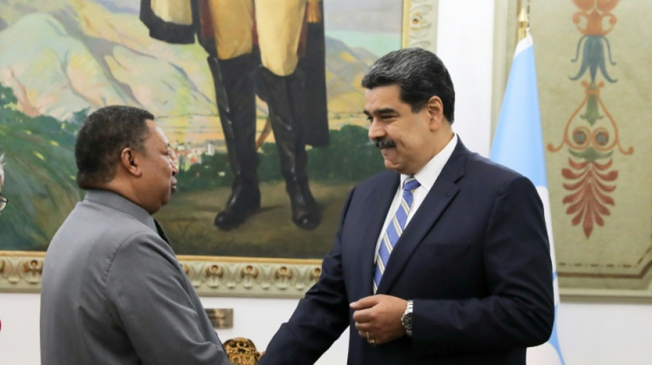 Barkindo y Maduro piden no utilizar el petróleo como "arma" para las sanciones