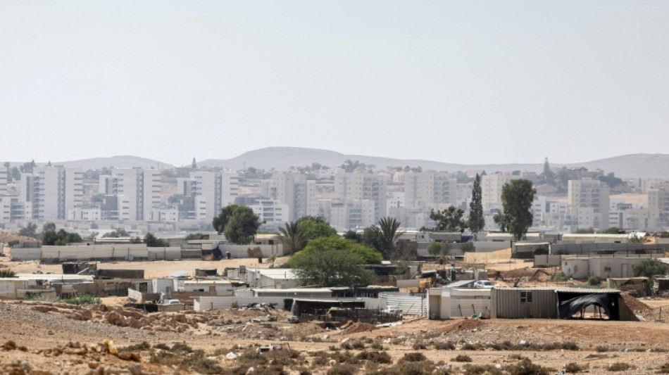 Beduinos de Israel luchan por impedir la desaparición de su pueblo