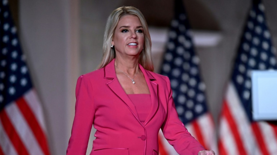 Trump escolhe advogada Pam Bondi como futura procuradora-geral