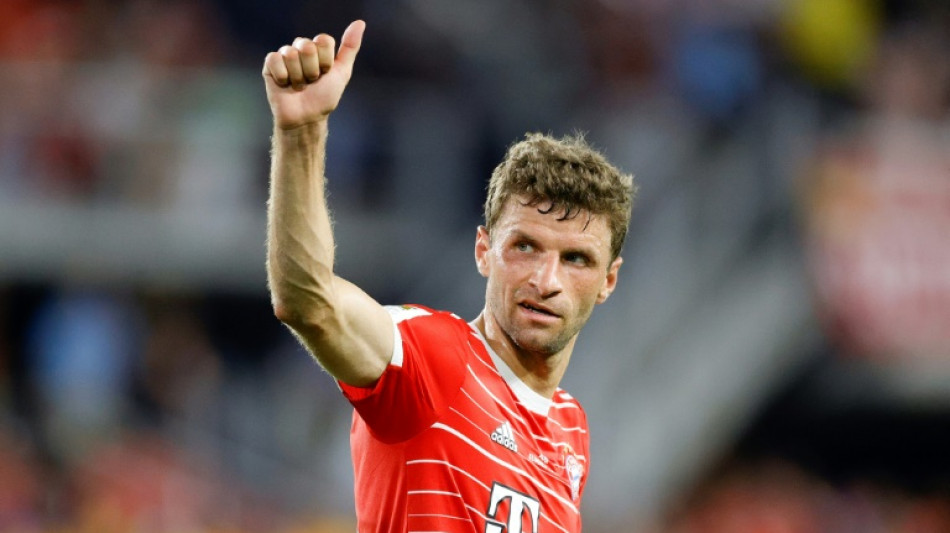 Thomas Müller publica foto com cavalo e ironiza rumores sobre saída do Bayern