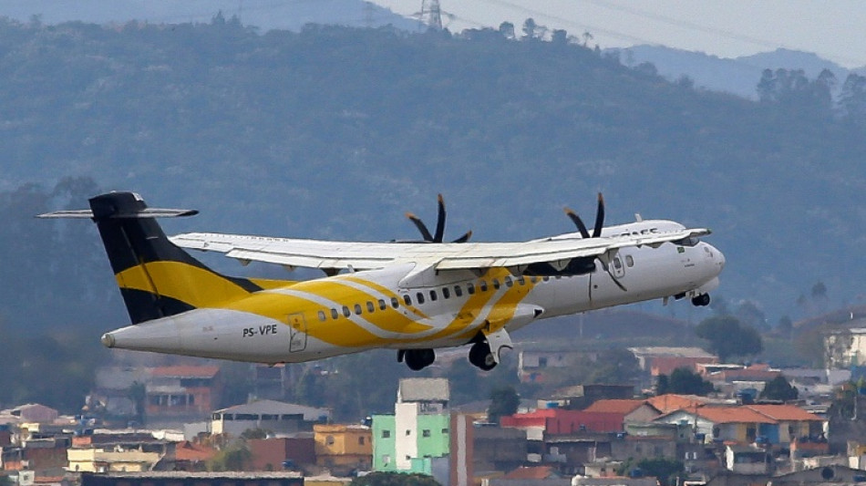 Suspenden en Brasil los vuelos de una aerolínea que sufrió una tragedia con 62 muertos