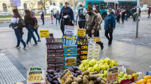 La inflación a 12 meses en Chile cede levemente al 5%