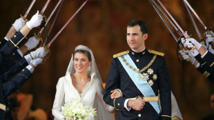 Felipe e Letizia completam 20 anos de casamento com imagem renovada da monarquia espanhola