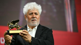 León de Oro para "La habitación de al lado" de Pedro Almodóvar