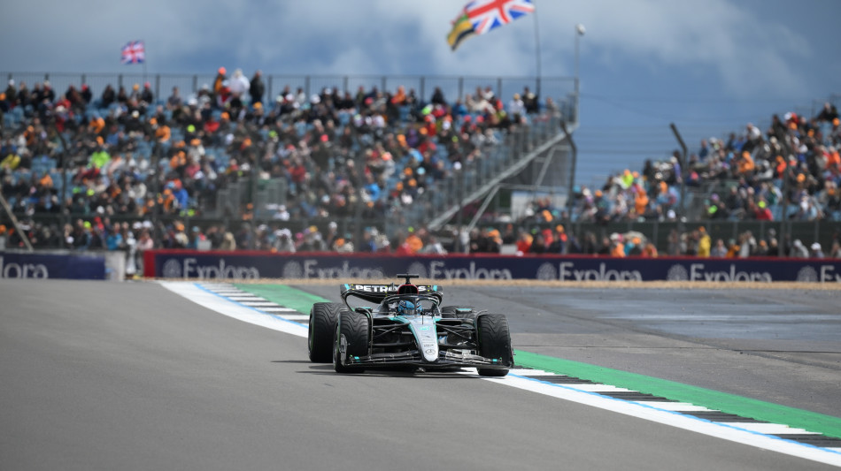 F1:Silverstone; Mercedes Russell in pole,7/a Ferrari Sainz