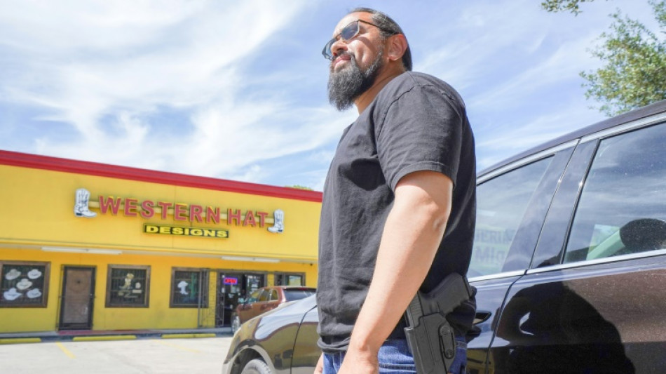 David, électeur texan, votera pour protéger ses armes