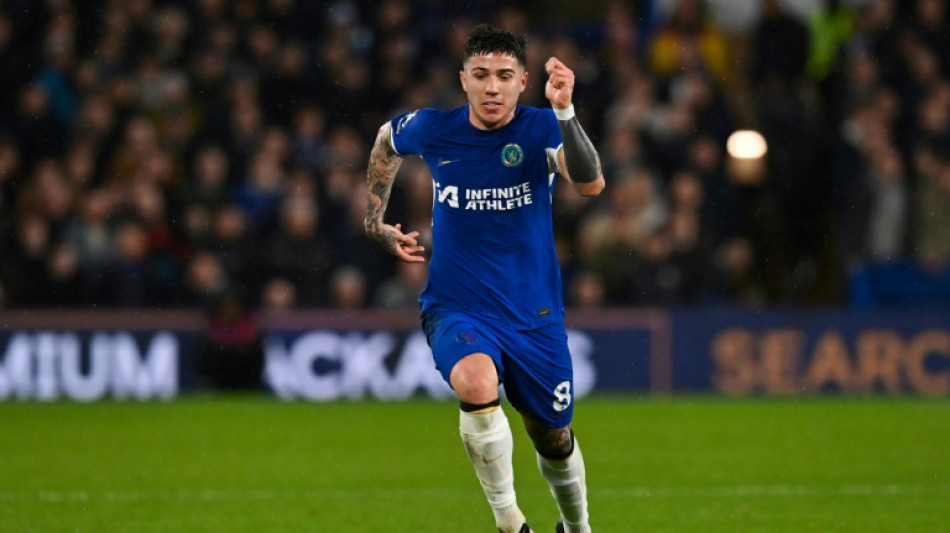 Chelsea's Fernandez to miss rest of season after groin surgery