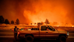 En Californie, légers progrès dans la lutte contre le plus vaste incendie de l'année