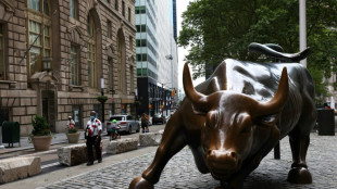 Wall Street ouvre en hausse, toujours en quête d'un rebond
