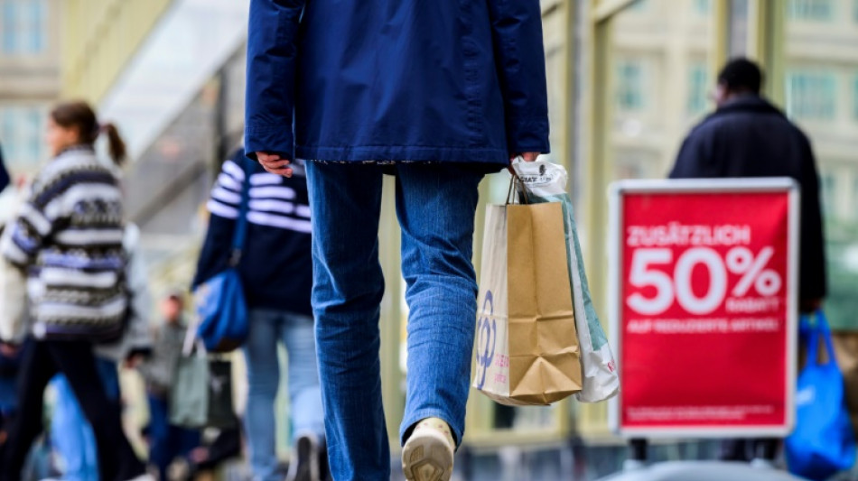 Konsumstimmung in Deutschland bleibt im November stabil - auf niedrigem Niveau