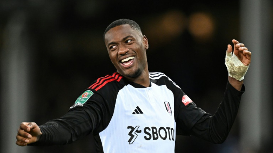 Chelsea sign Fulham defender Tosin Adarabioyo 