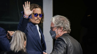 Abogados de Johnny Depp denuncian el efecto "devastador" de acusaciones de Amber Heard