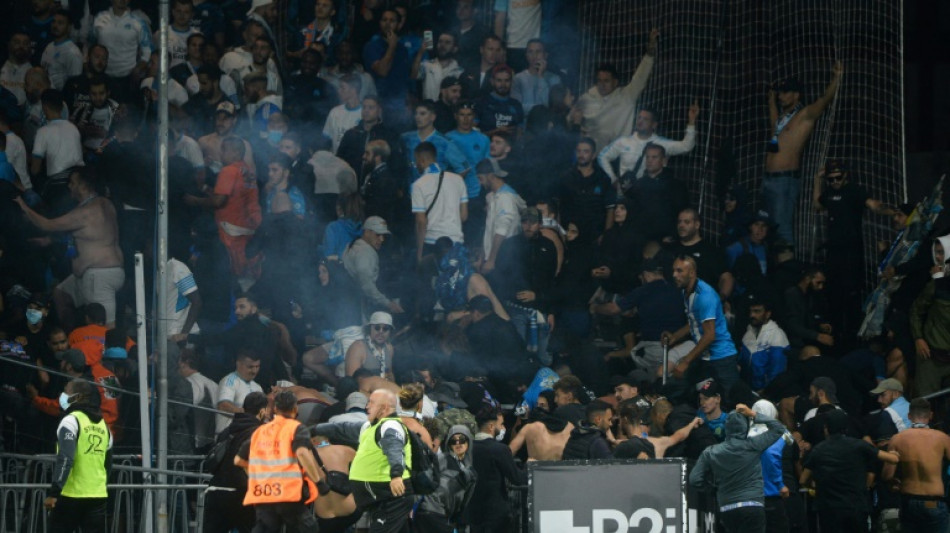 Débordements lors d'Angers-OM: des peines de deux mois à un an de prison avec sursis requises contre cinq supporters 