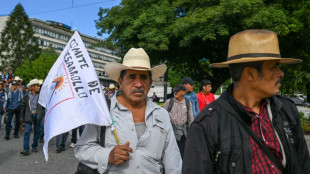 Campesinos de Guatemala protestan contra la polémica fiscal general y el alto costo de vida