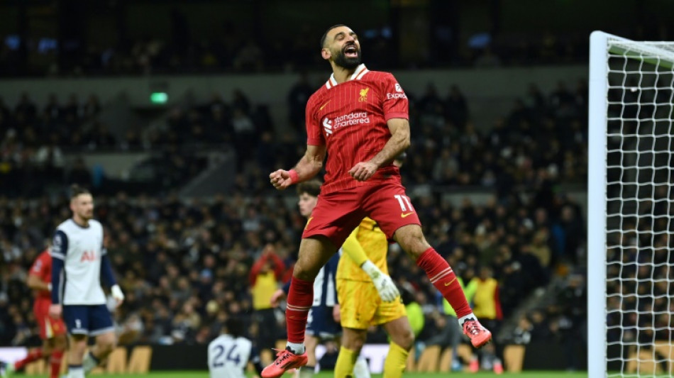 Liverpool vence, aproveita tropeço do Chelsea e abre 7 pontos na Premier League