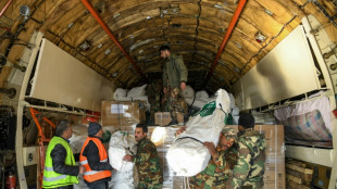 Un primer convoy de ayuda llega a zonas rebeldes de Siria tras devastador sismo