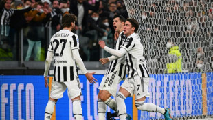 Juve squeeze past Spezia to boost late title push