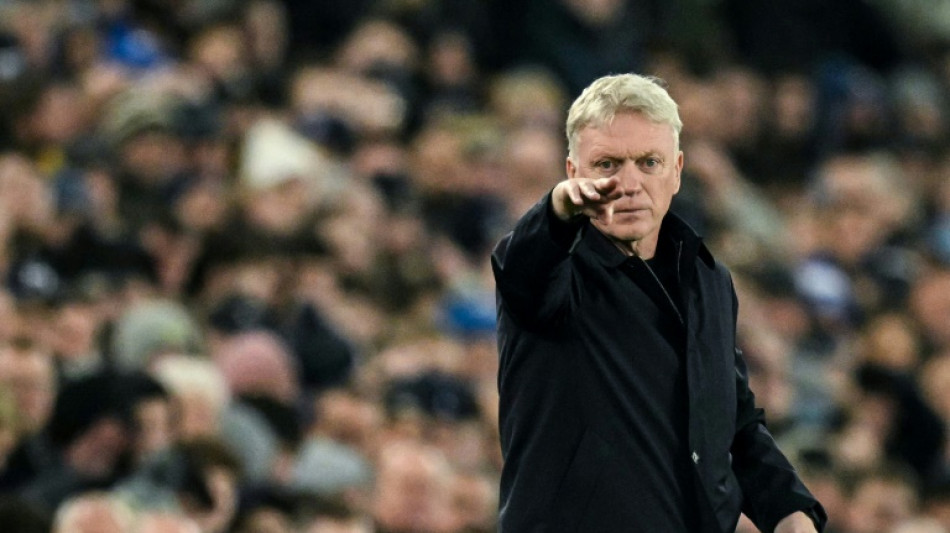 'Quite an achievement' as Everton's Moyes marks 700 Premier League games