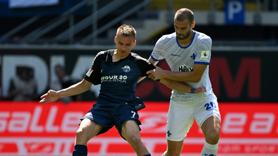 Paderborn schießt sich an die Spitze