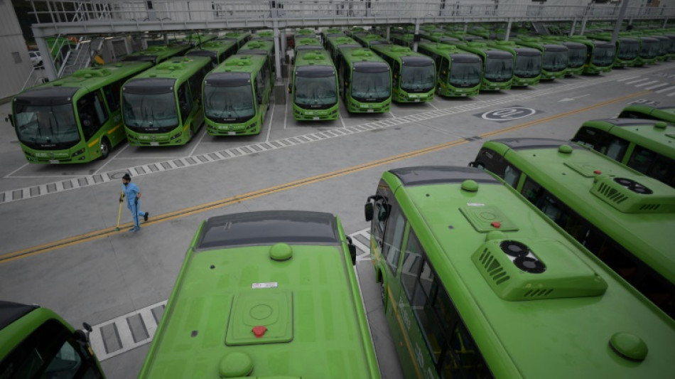 Bogota inaugure ses vélos en libre-service et son réseau de bus électriques